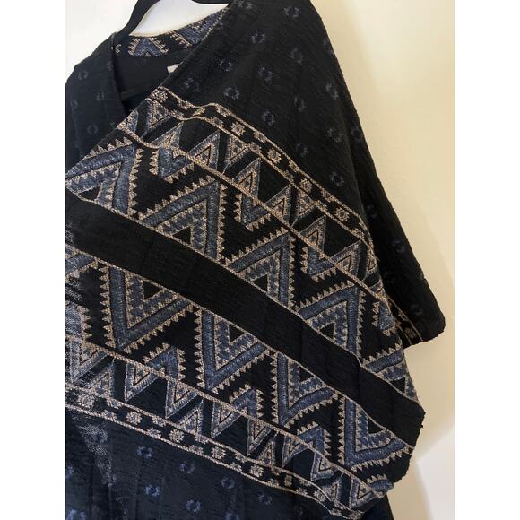 UO Urban Outfitters Ecote Bohemian Fringe Long Shawl Poncho Sweater - Picture 8 of 15